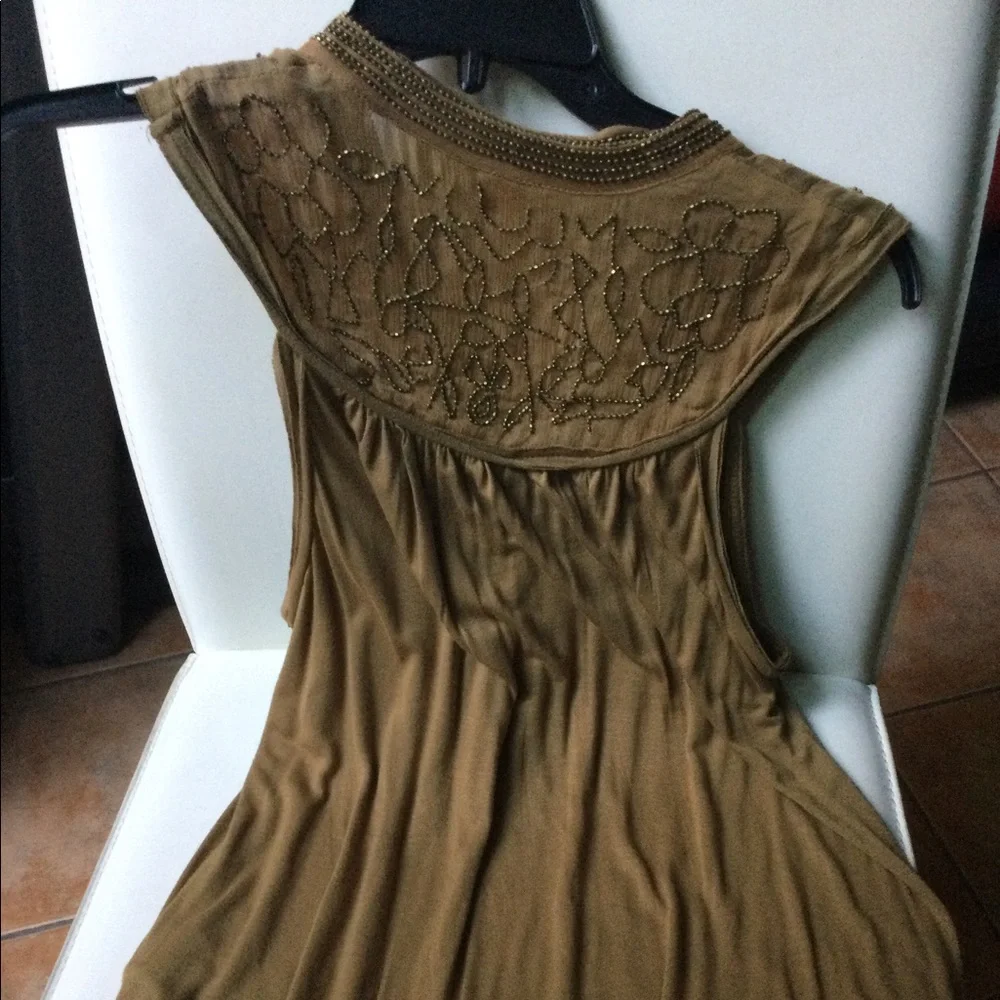 Top - Picture 2 of 3